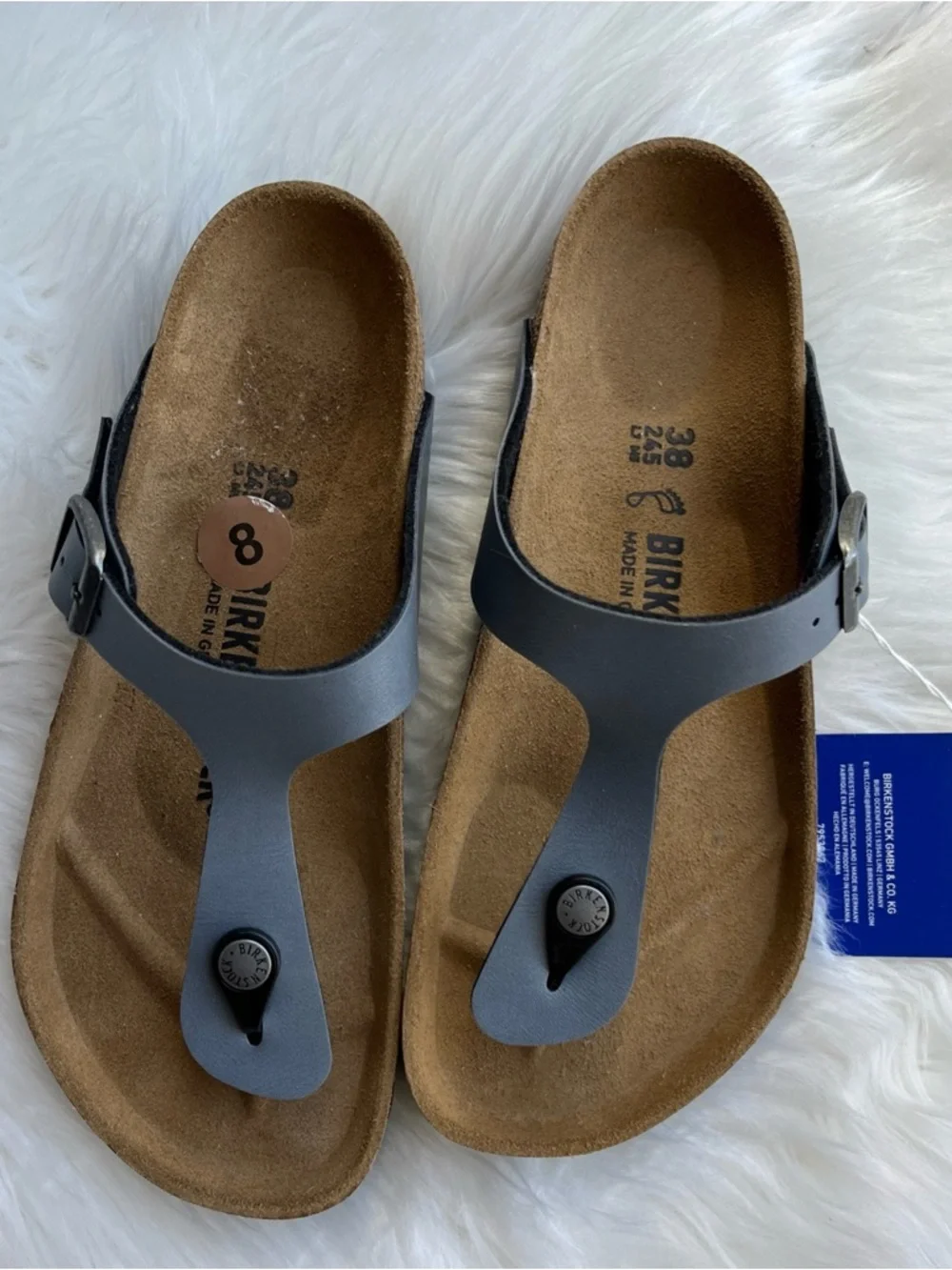 🆕Birkenstock Gizeh Grey
Metallic Thong Sandal Size 8 - Picture 2 of 9